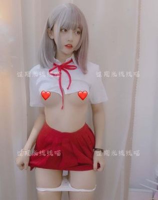 在厨房边做饭边被躁bd免费看