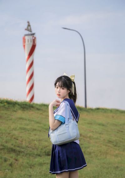 我才不要和你