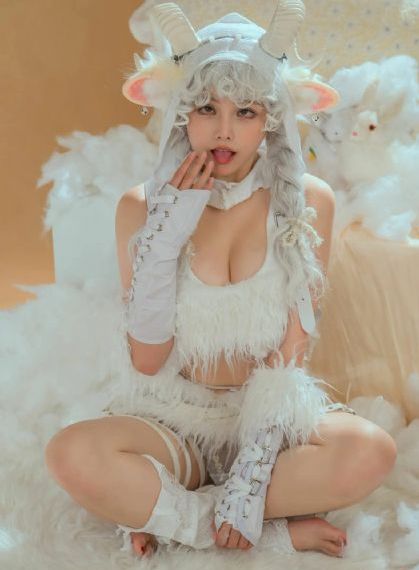 扒开老师双腿猛进入