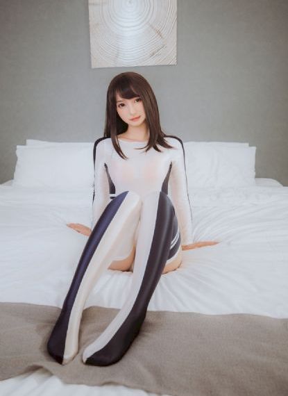 没有穿内裤的女教师在线观看